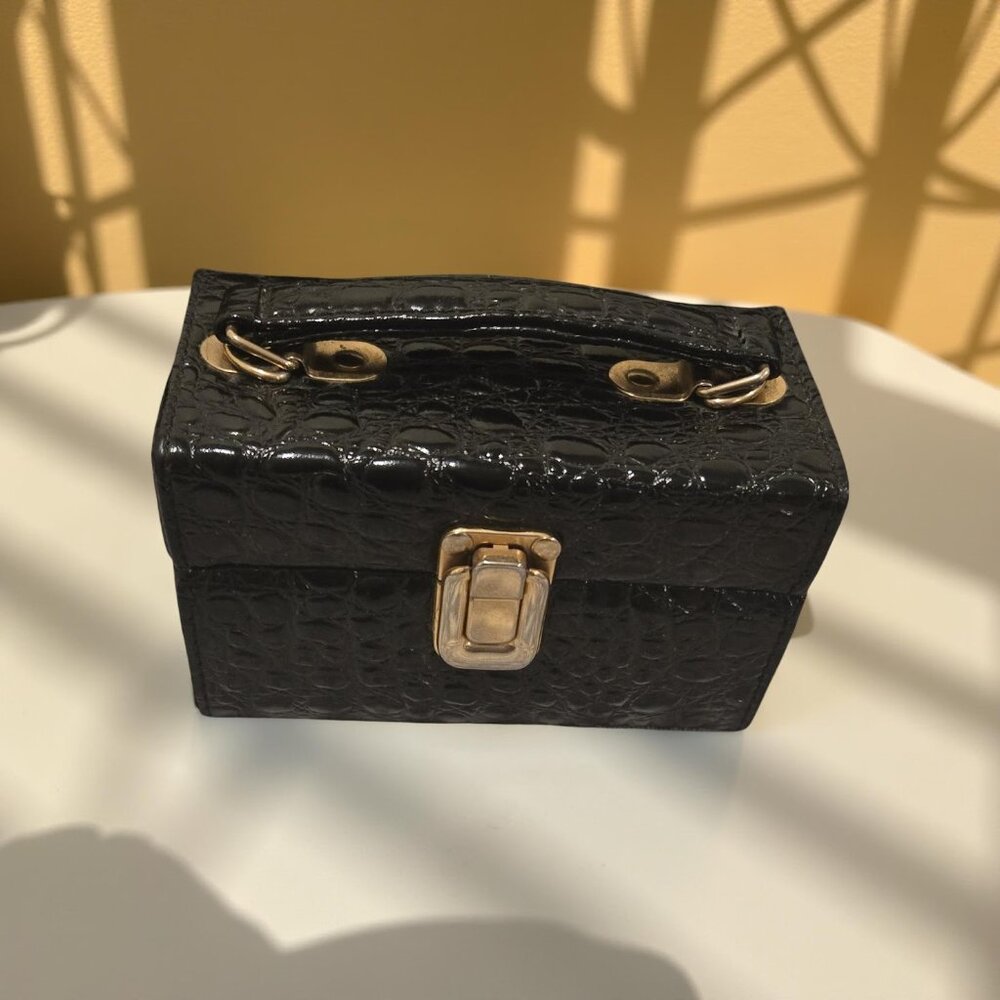 Vintage~Mini Black Square purse w gold latch and hinges  6x 3x 3.5 tall
